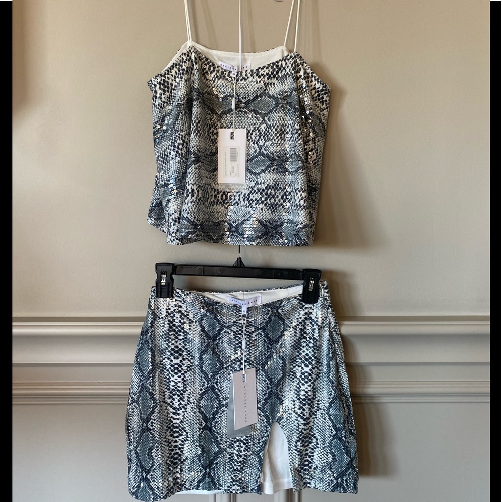 Snake pattern skirt and tank set